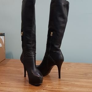 Women's Fendi brown boots size 41